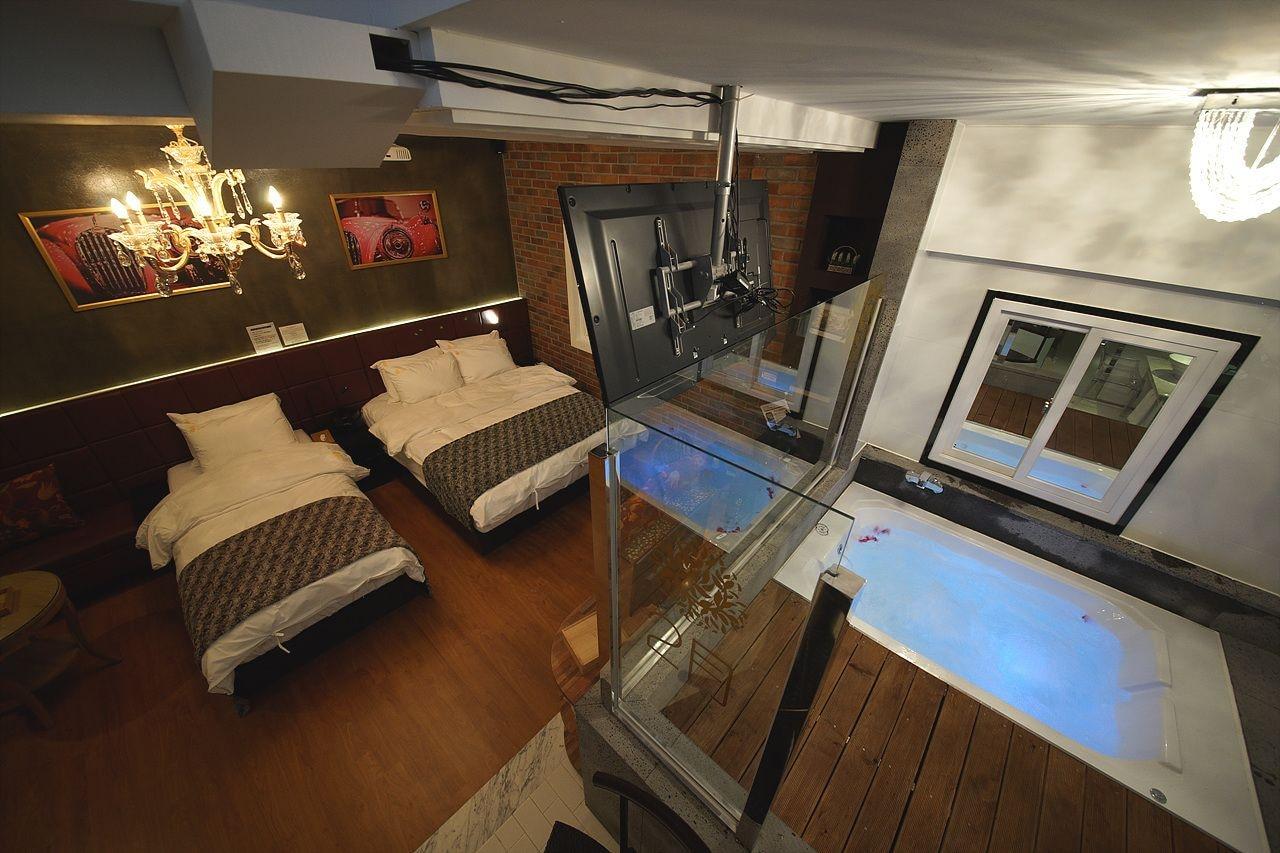 February Hotel Apsan Daegu Exterior photo
