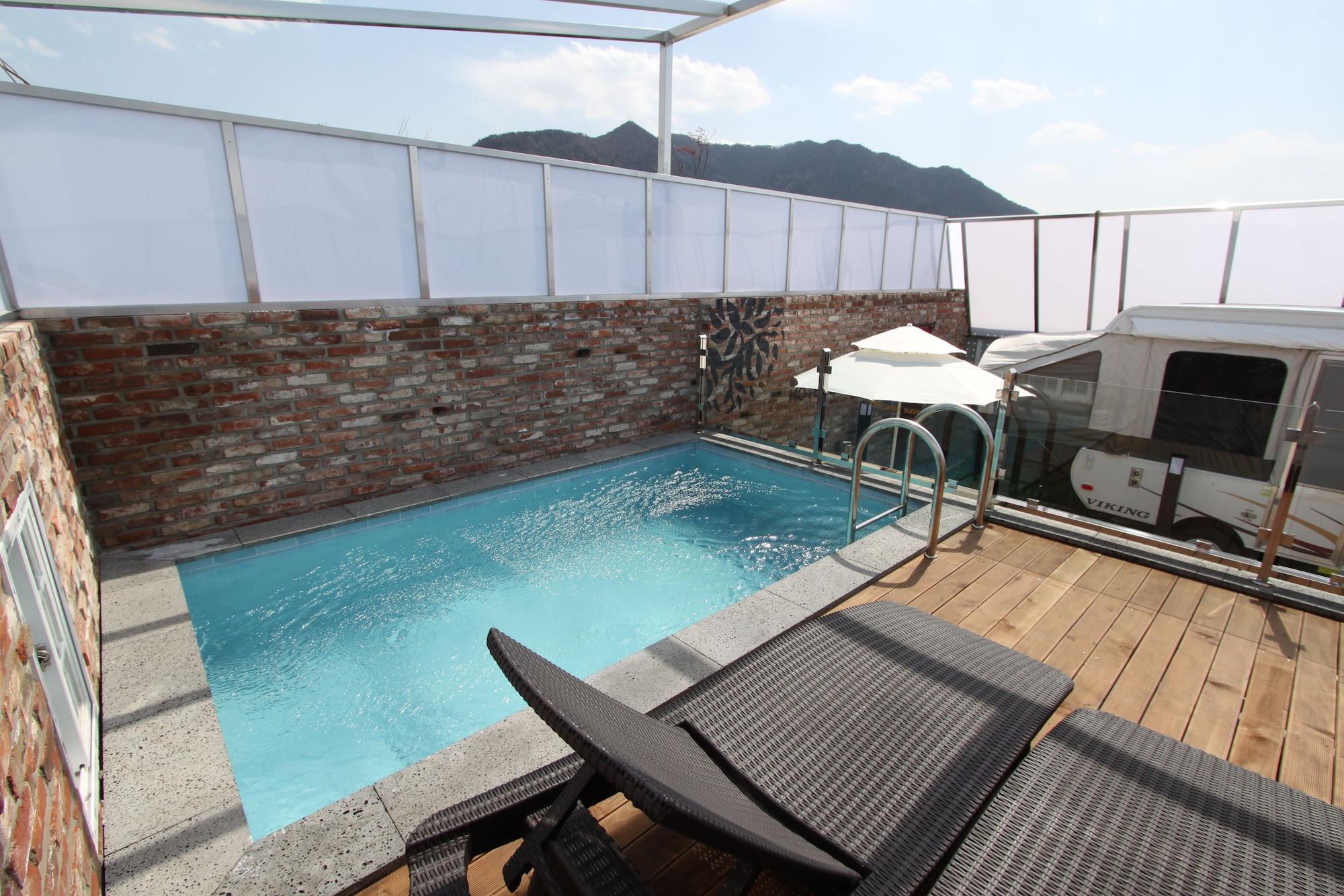 February Hotel Apsan Daegu Exterior photo