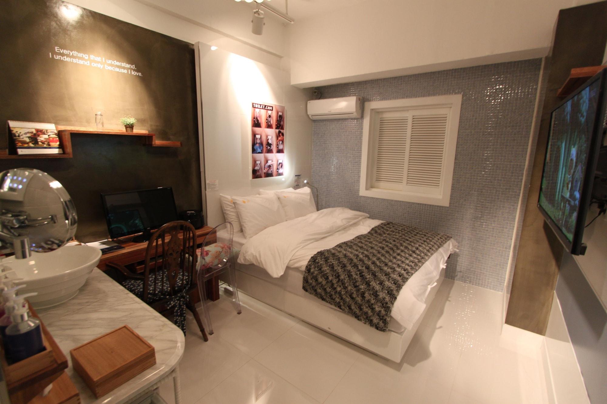 February Hotel Apsan Daegu Exterior photo